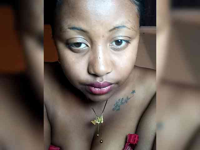 Victoria33 webcam