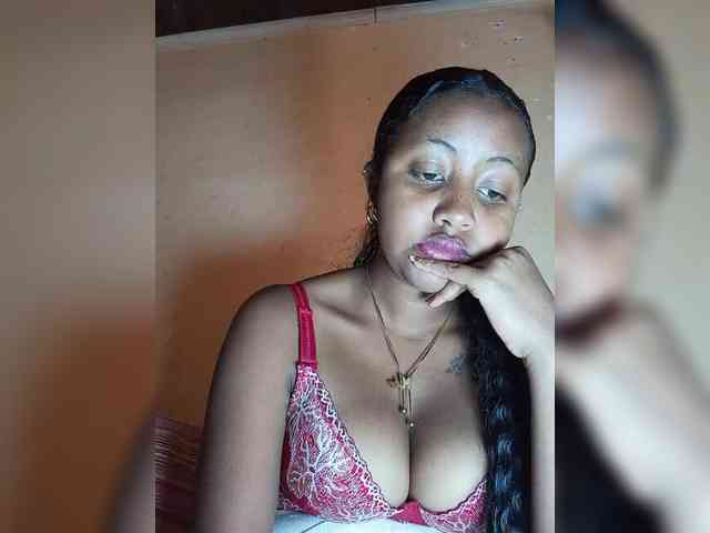 Victoria33 webcam
