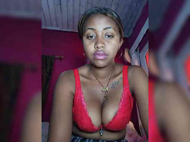 Victoria33 webcam