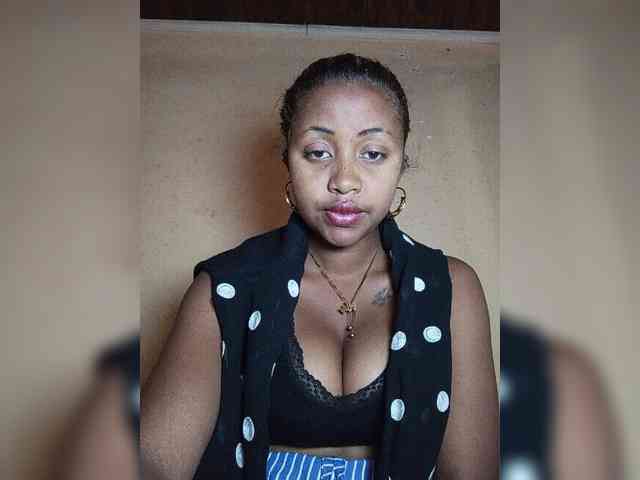 Victoria33 webcam