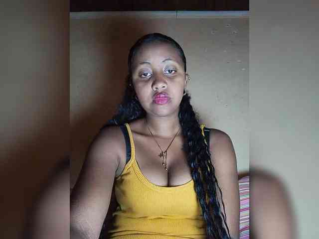 Victoria33 webcam