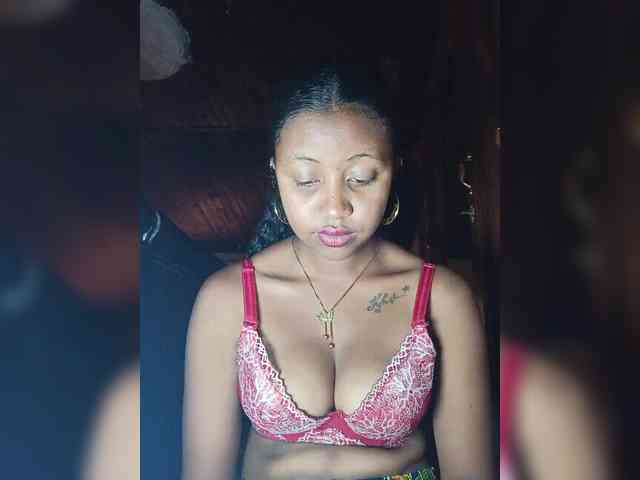 Victoria33 webcam