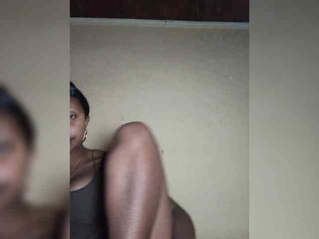 Victoria33 webcam