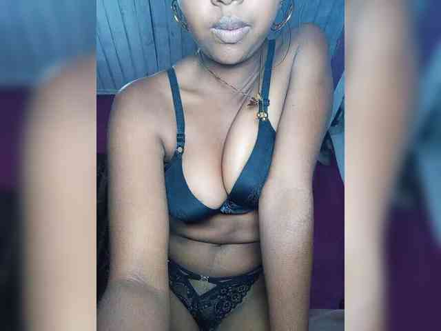 Victoria33 webcam
