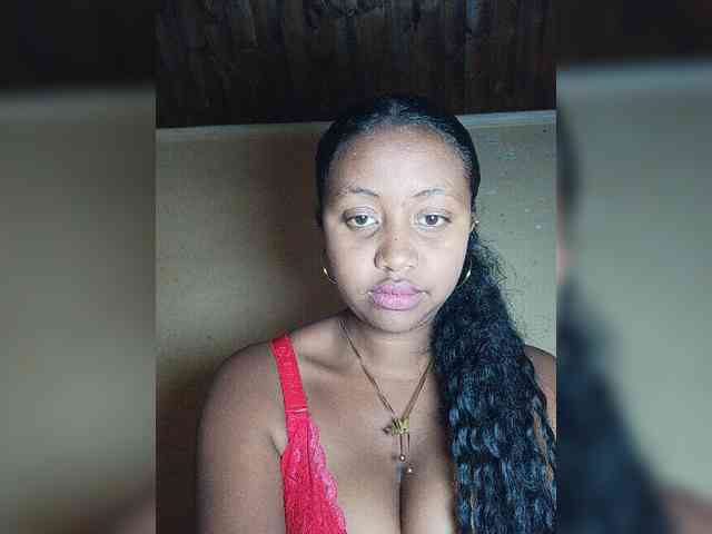 Victoria33 webcam