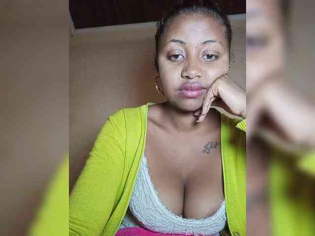 Victoria33 webcam