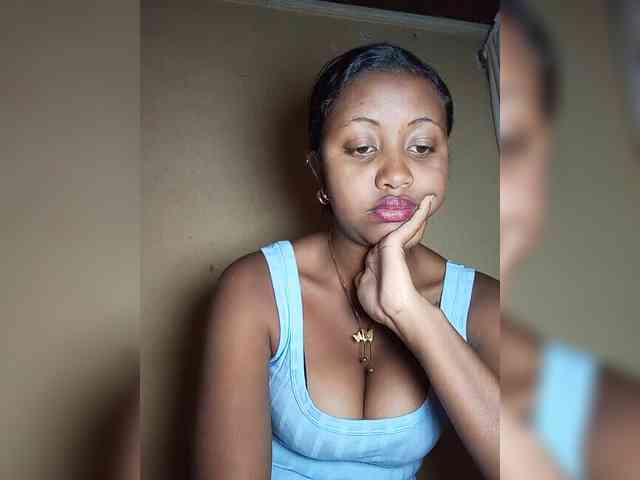 Victoria33 webcam