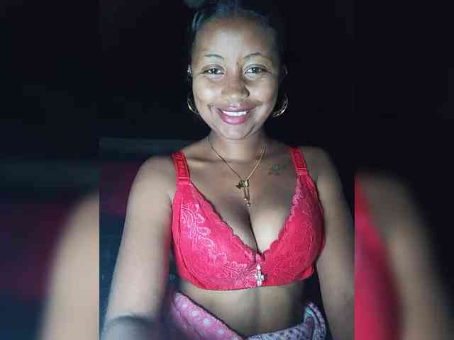 Victoria33 webcam