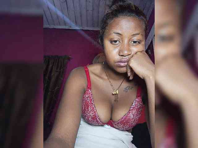 Victoria33 webcam