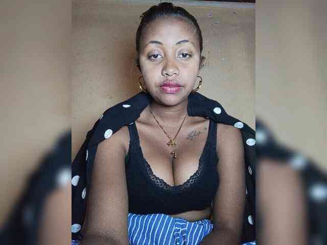 Victoria33 webcam