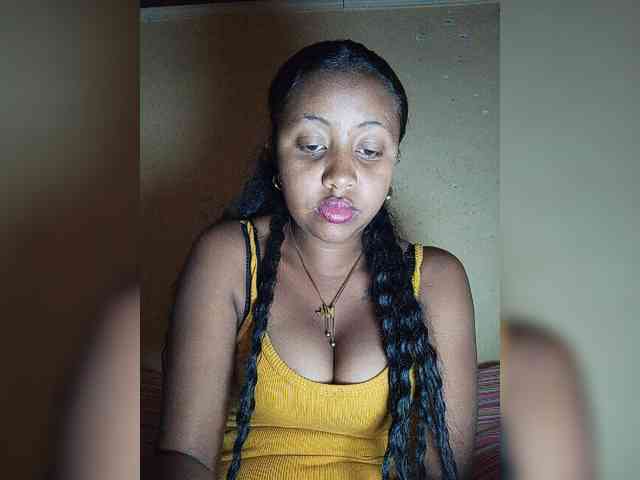 Victoria33 webcam