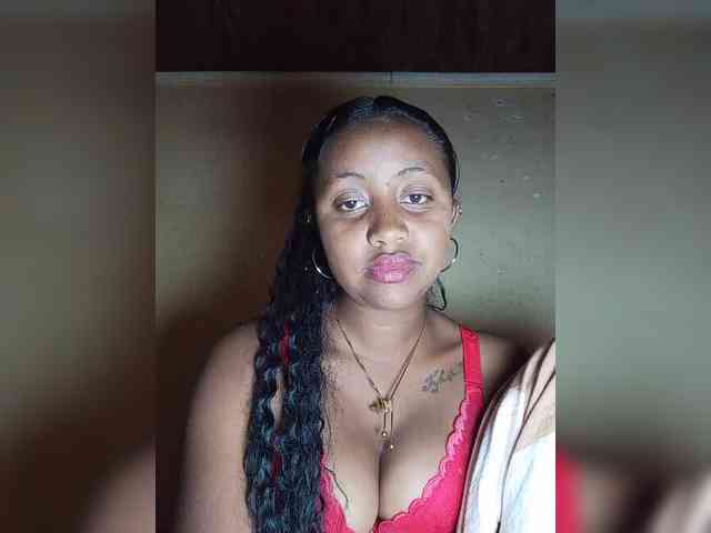 Victoria33 webcam