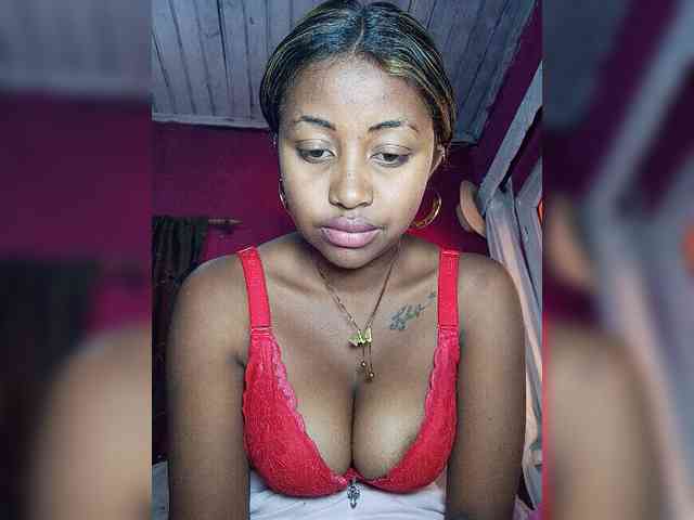Victoria33 webcam