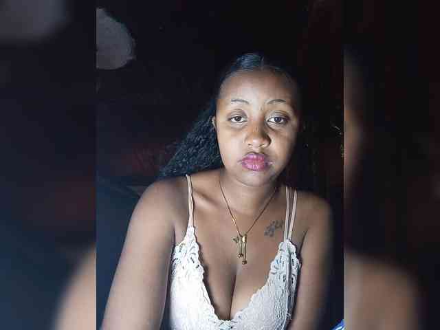 Victoria33 webcam
