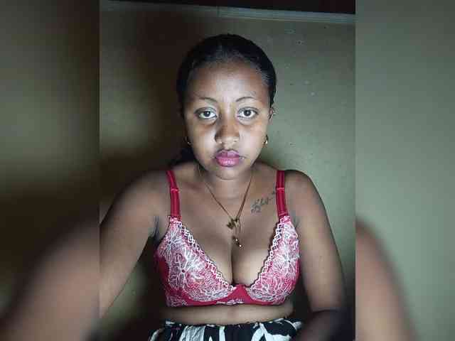 Victoria33 webcam