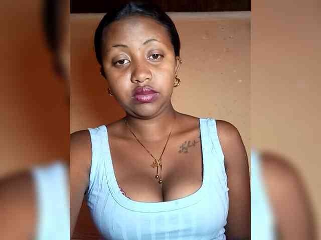 Victoria33 webcam