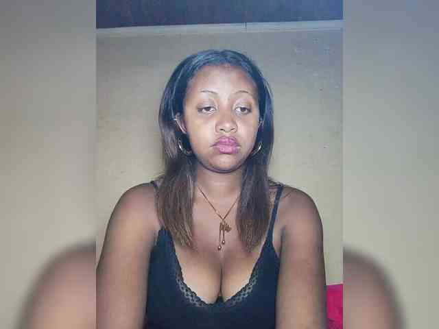Victoria33 webcam