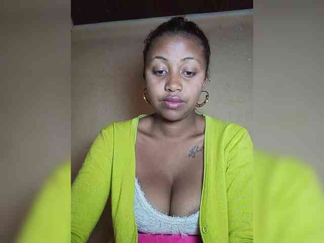 Victoria33 webcam