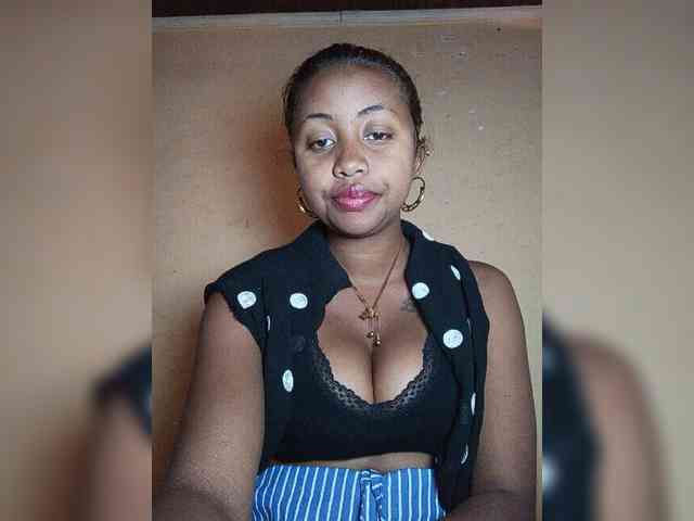 Victoria33 webcam