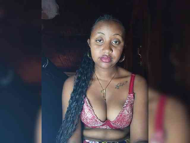 Victoria33 webcam