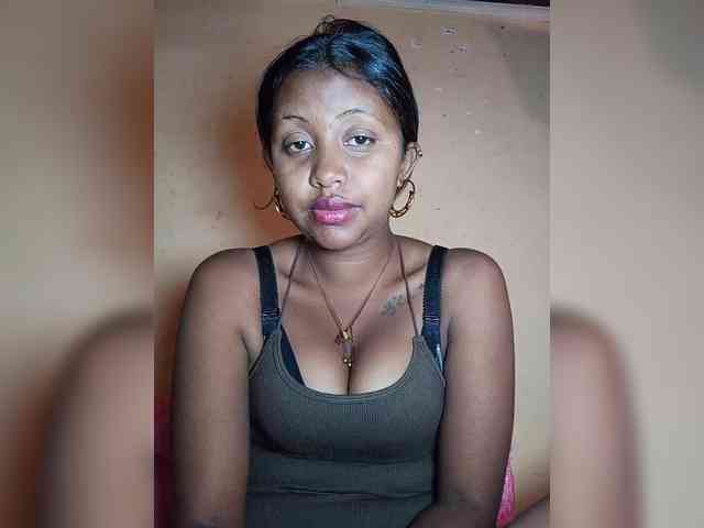 Victoria33 webcam