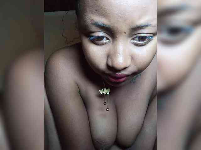 Victoria33 webcam