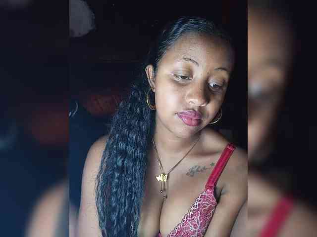 Victoria33 webcam
