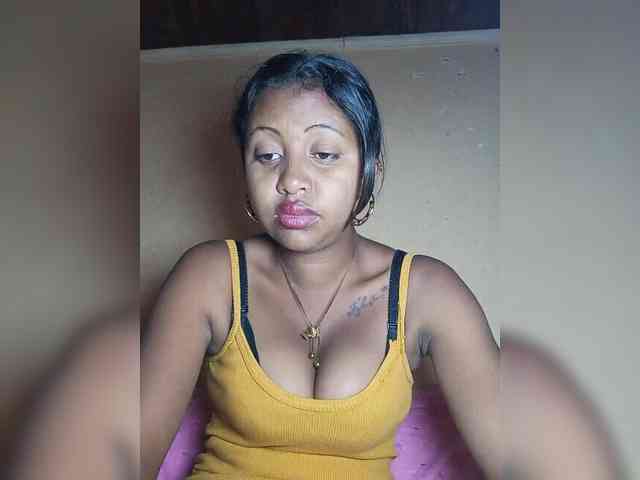 Victoria33 webcam