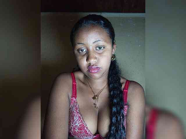 Victoria33 webcam