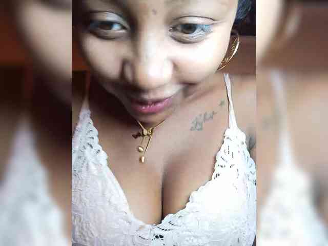 Victoria33 webcam