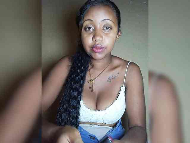 Victoria33 webcam