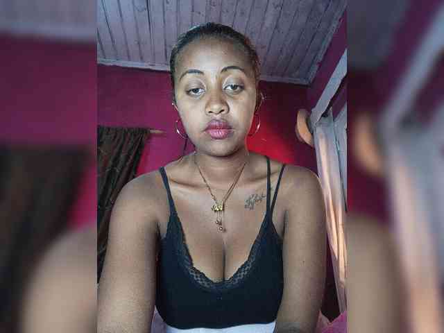 Victoria33 webcam