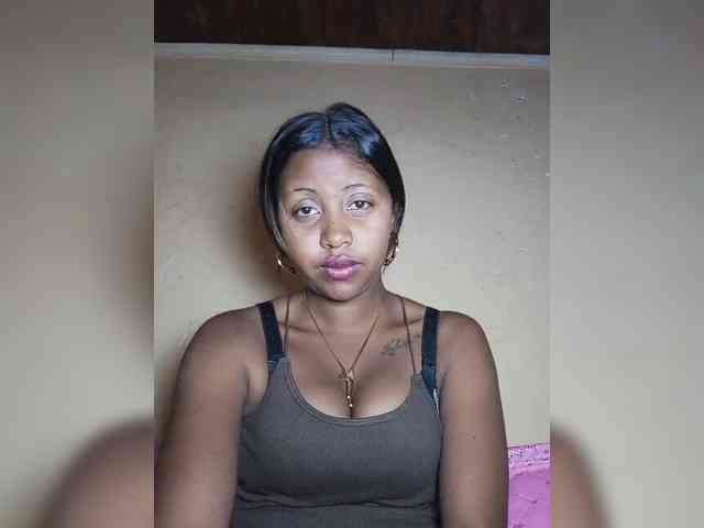Victoria33 webcam