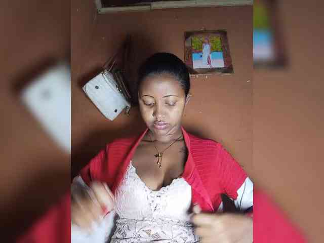 Victoria33 webcam