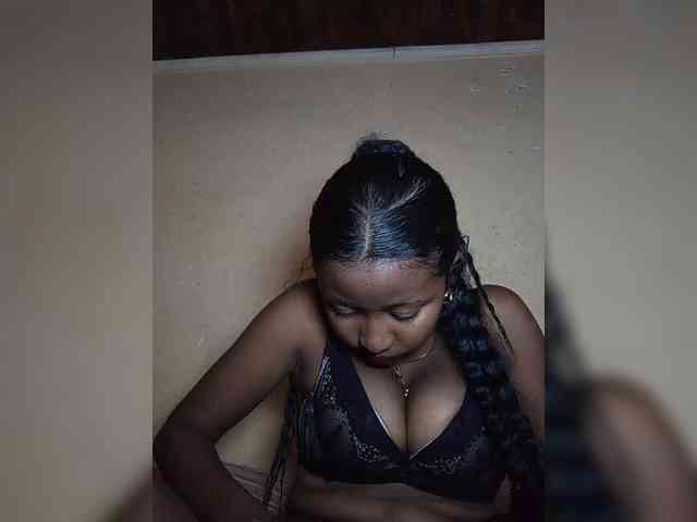 Victoria33 webcam