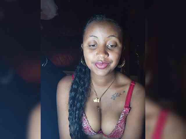 Victoria33 webcam