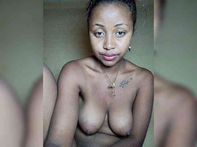 Victoria33 webcam