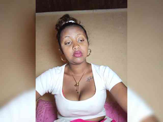Victoria33 webcam