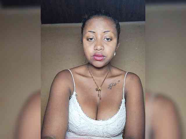 Victoria33 webcam