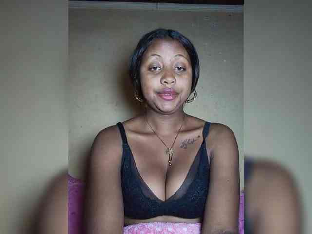 Victoria33 webcam