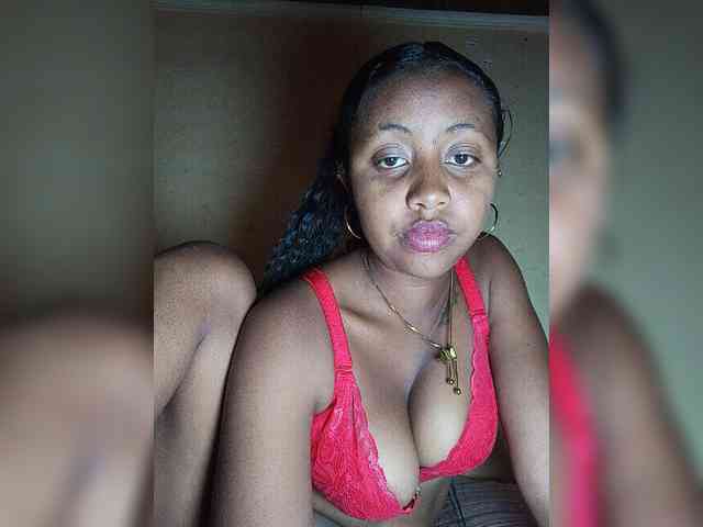 Victoria33 webcam