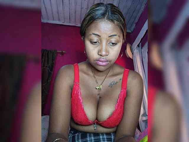 Victoria33 webcam
