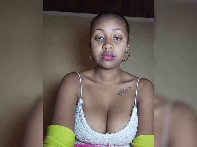 Victoria33 webcam