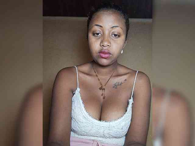 Victoria33 webcam