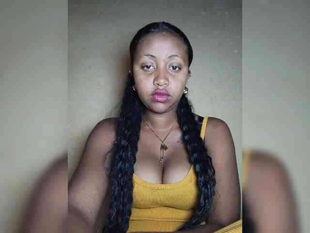 Victoria33 webcam
