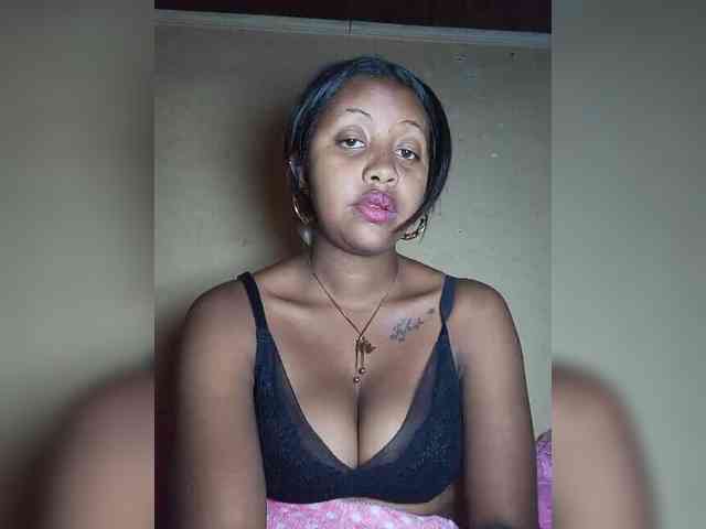 Victoria33 webcam