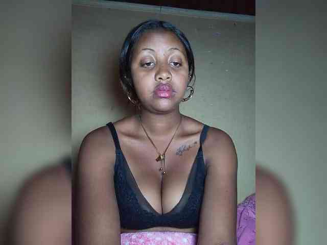 Victoria33 webcam