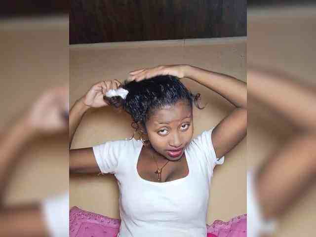 Victoria33 webcam