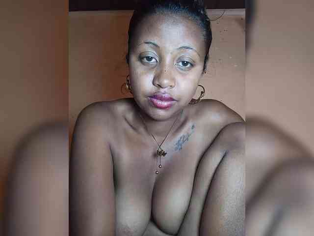 Victoria33 webcam