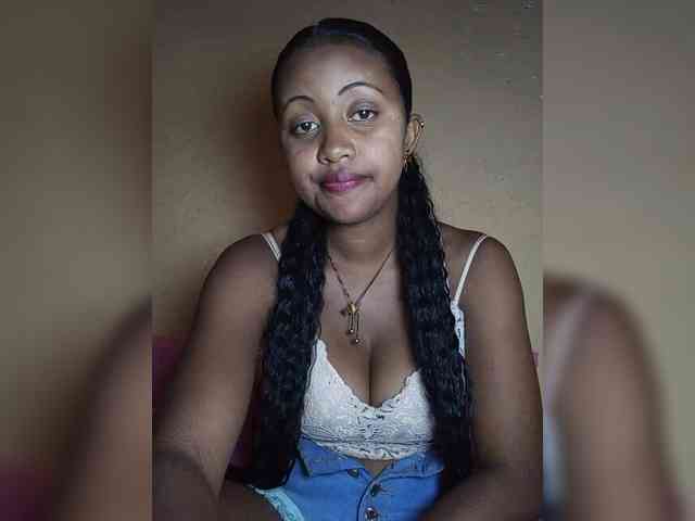 Victoria33 webcam